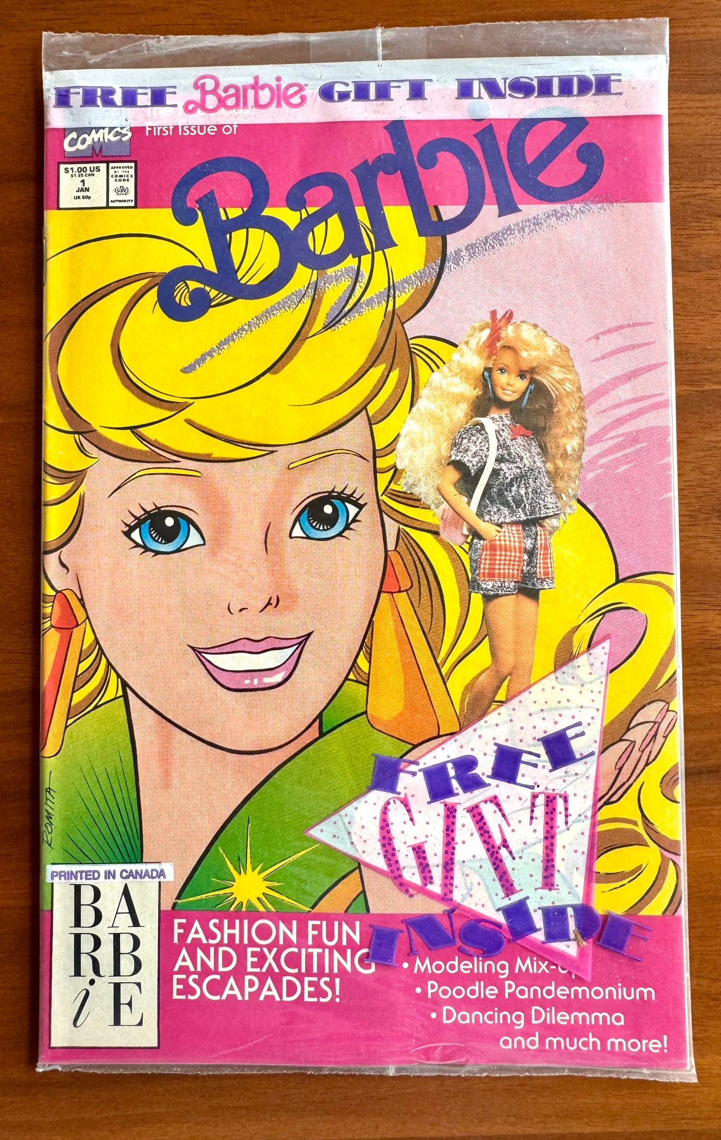 Barbie #1 - Sealed with trading card VF/NM