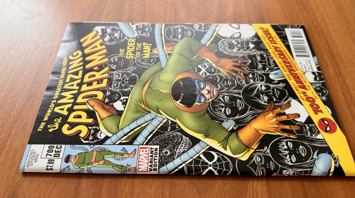 Amazing Spider-Man #700 VF 8.0