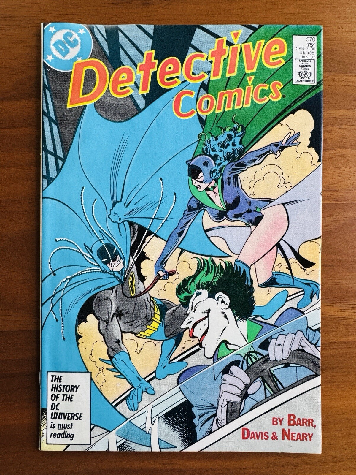 Detective Comics #570 - NM 9.4