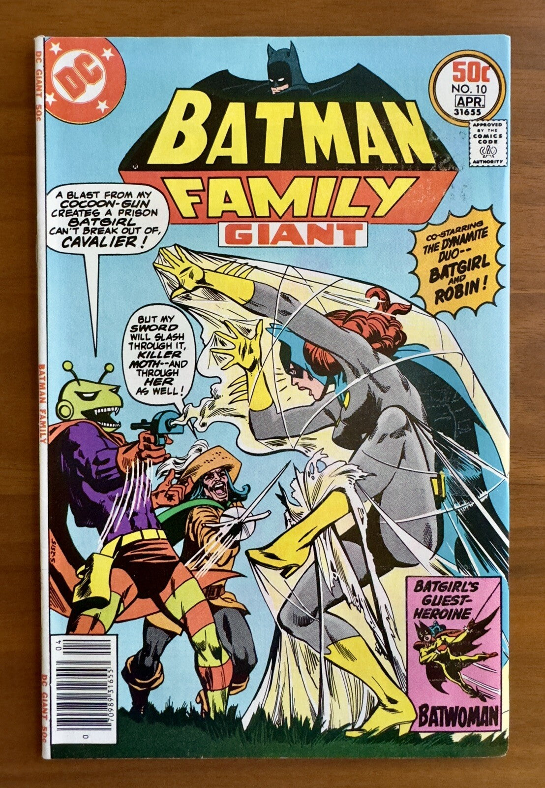Batman Family #10 Fine+ 6.5