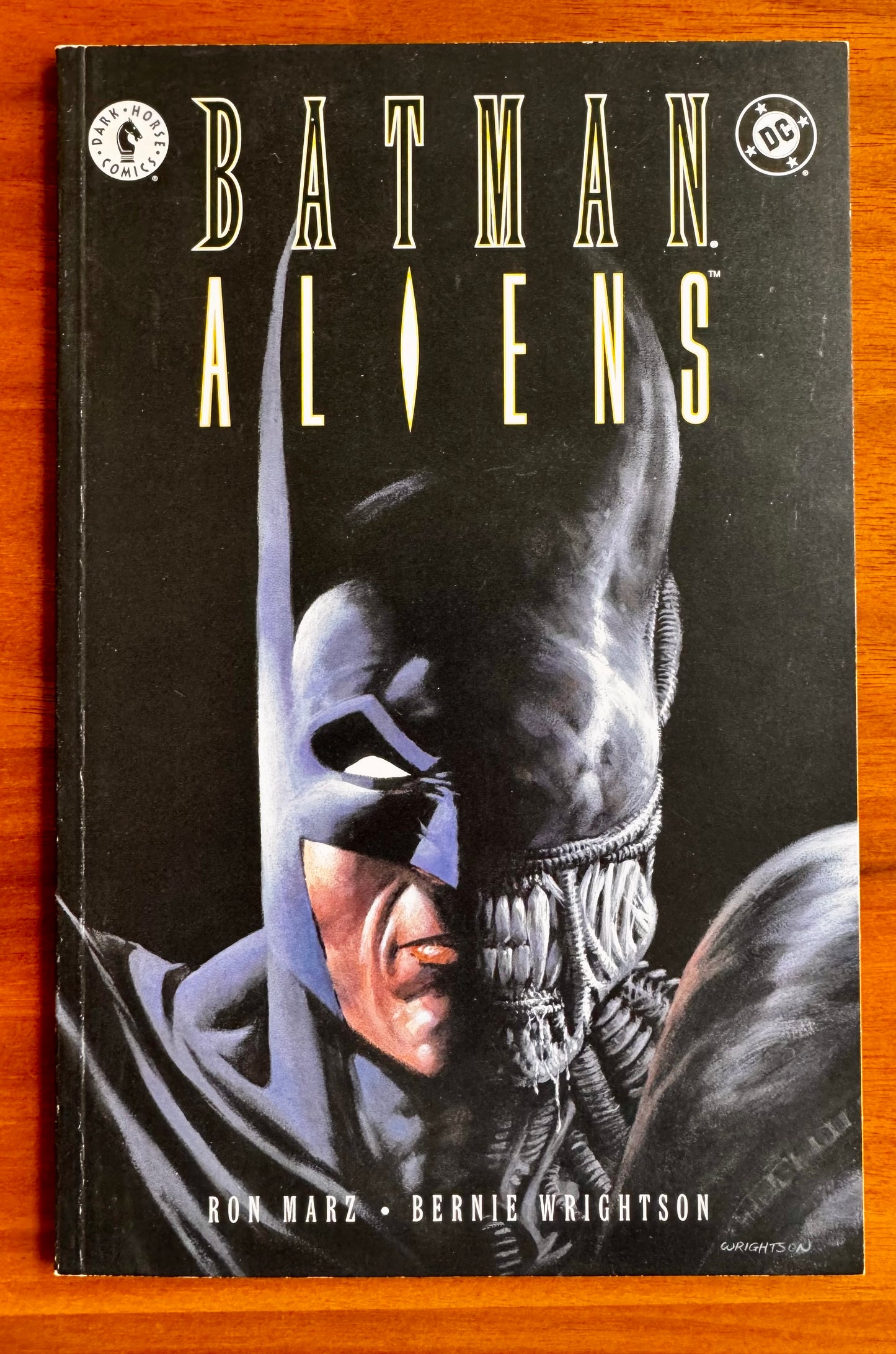Batman Aliens #1 NM- 9.2