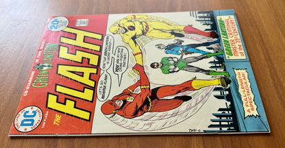 Flash  #225 VF 8.0